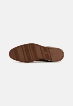 Pier One Sportieve Veterschoenen - Cognac 10 Pier One Sportieve Veterschoenen - Cognac -Pier One 08bfcf30997844db8f3d98ad5974dc06