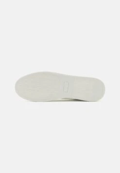 Pier One Sneakers Laag - White 10 Pier One Sneakers Laag - White -Pier One 6e26ebd2e02d4898aff55725d93043de