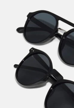 Pier One Unisex 2 Pack - Zonnebril - Black 5 Pier One Unisex 2 Pack - Zonnebril - Black -Pier One 74d856a3cce342899219470f656bd803