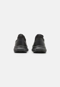 Pier One Sneakers Laag - Black -Pier One 8c00dac42ca54760bb9e30aa6c287d7d